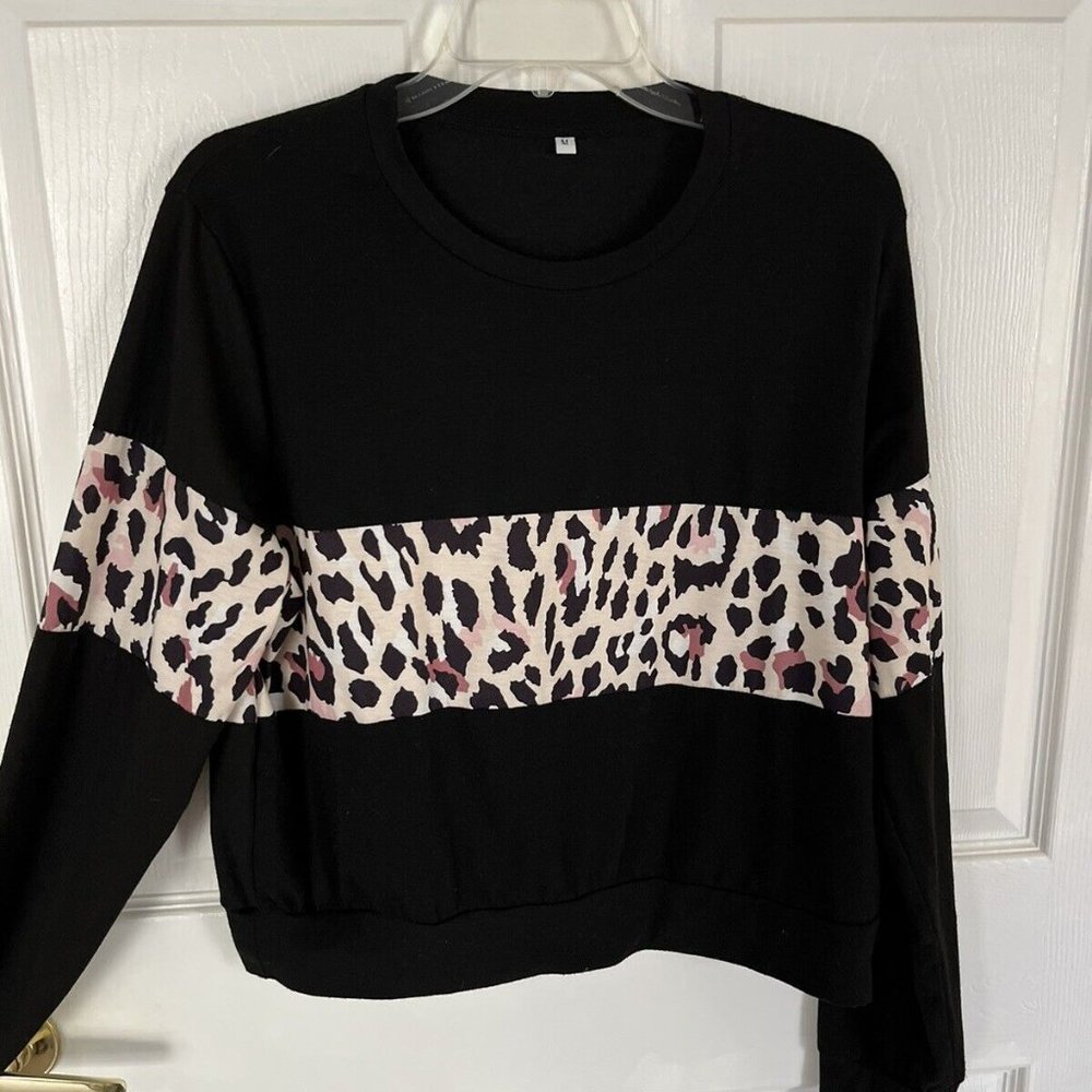 BLACK SHIRT WITH LEAPARD STRIPES ON SLEEVE &MIDDLE Size M